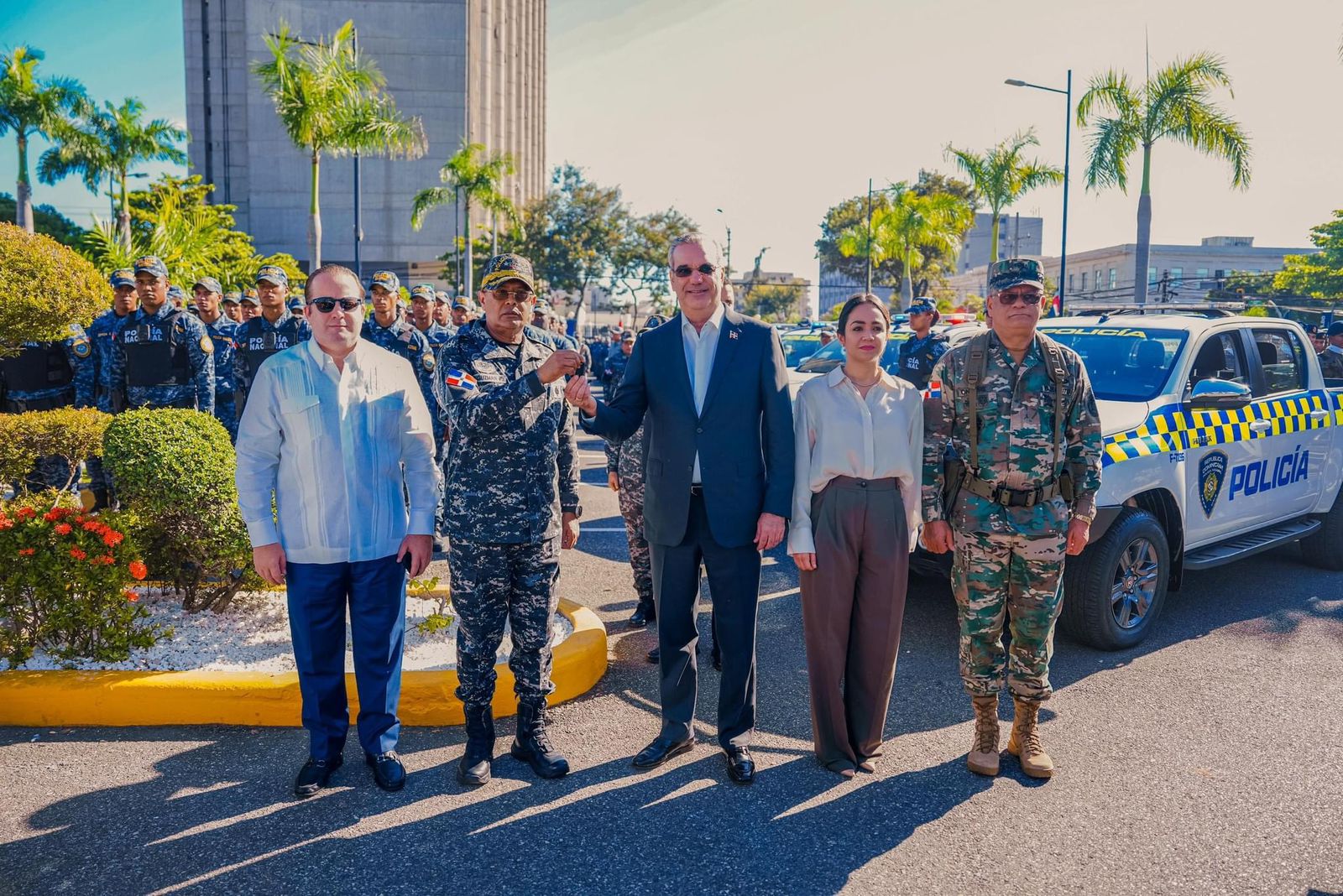 Presidente Abinader pone marcha operativo Navidad con Garantía de Paz 2024