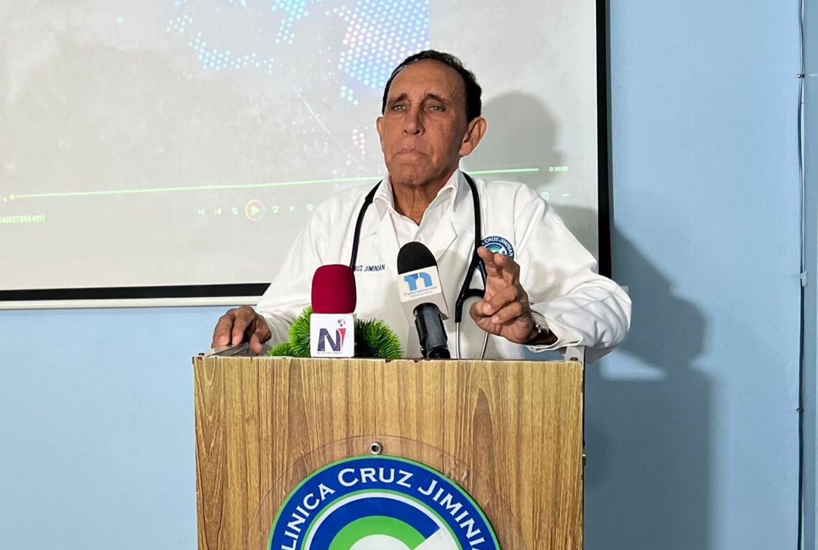 Dr. Cruz Jiminián denuncia uso de su nombre e imagen en falso estimulante sexual