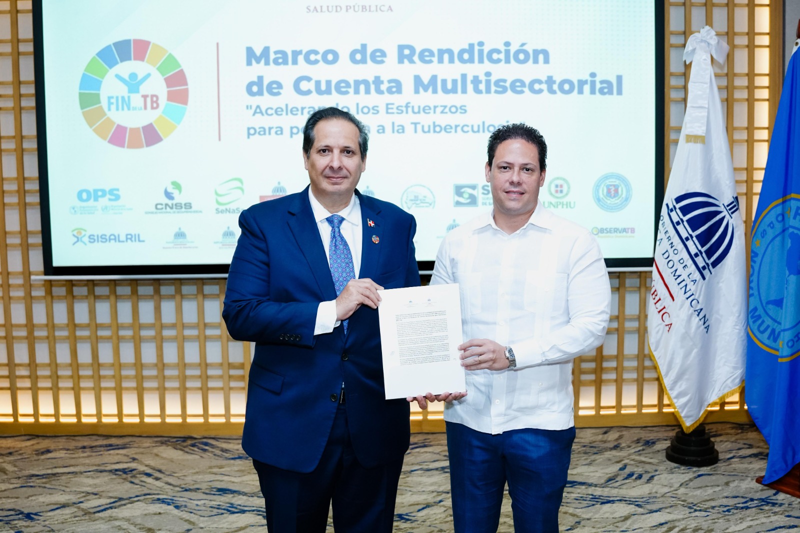 Ministro de Salud, Víctor Atallah firma acuerdo con 17 instituciones en busca de poner fin de la tuberculosis en el país