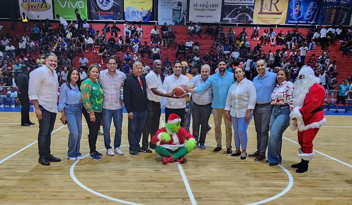 Ministro Kelvin Cruz anuncia aporte de un millón de pesos para el TBS de San Cristóbal