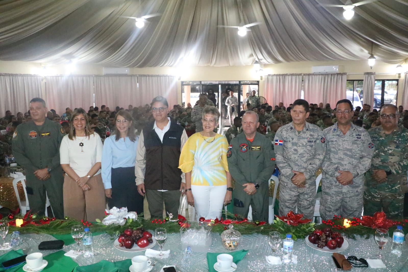 Base Aérea de Puerto Plata celebra emotivo almuerzo navideño con soldados y autoridades