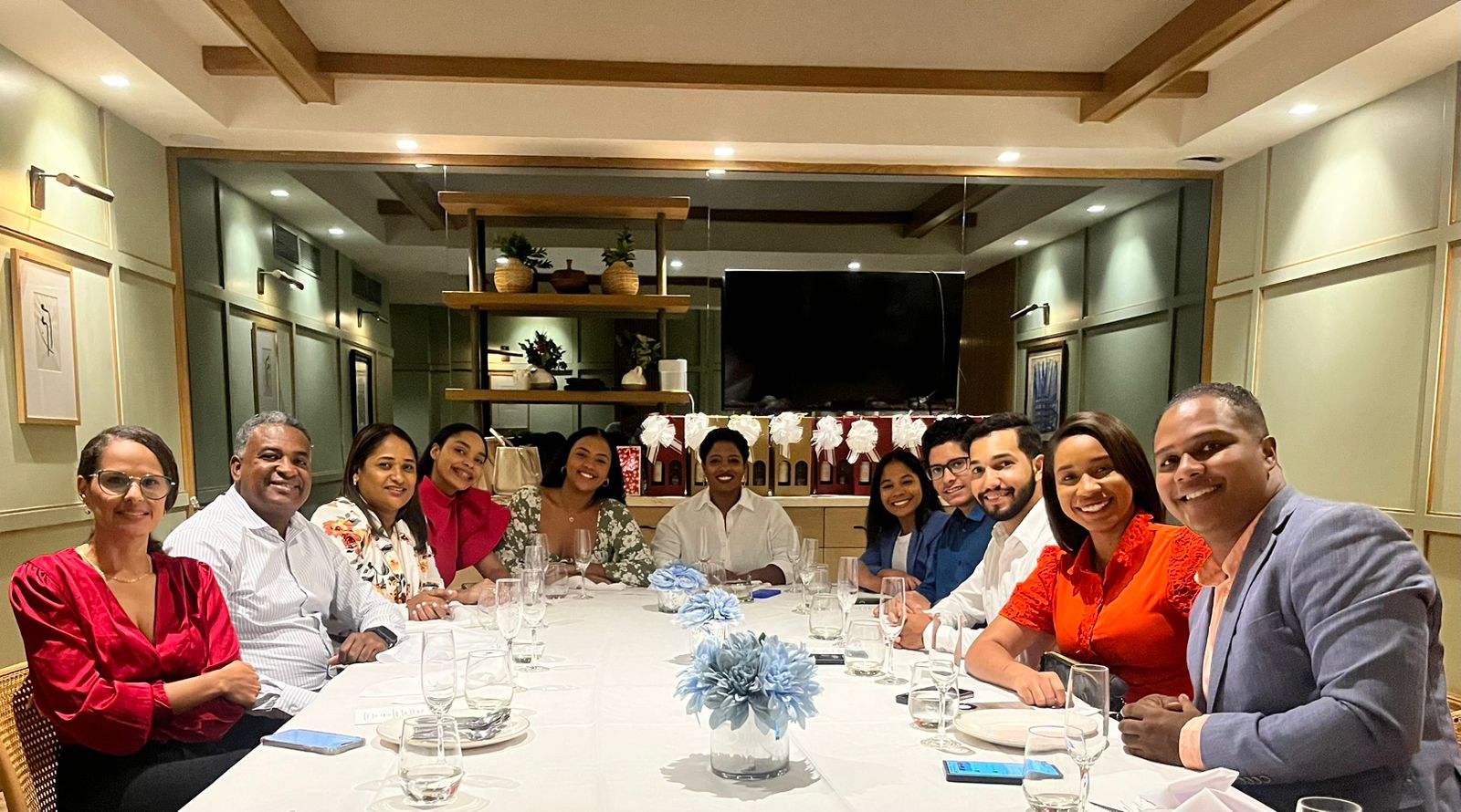 Bright Podium celebra su quinto aniversario con almuerzo junto a la prensa