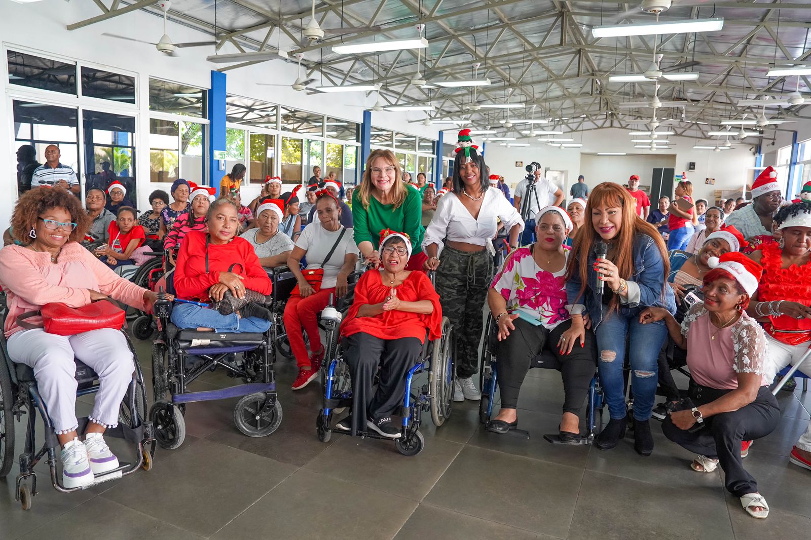 Ruta de la Esperanza sigue alegrando la vida a dominicanos, continúa recorrido en Navidad
