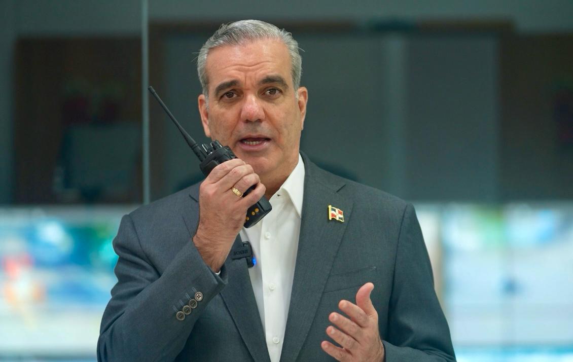 Video: El Presidente Luis Abinader destaca la labor de las Fuerzas Armadas y la Policía Nacional en su mensaje de fin de año