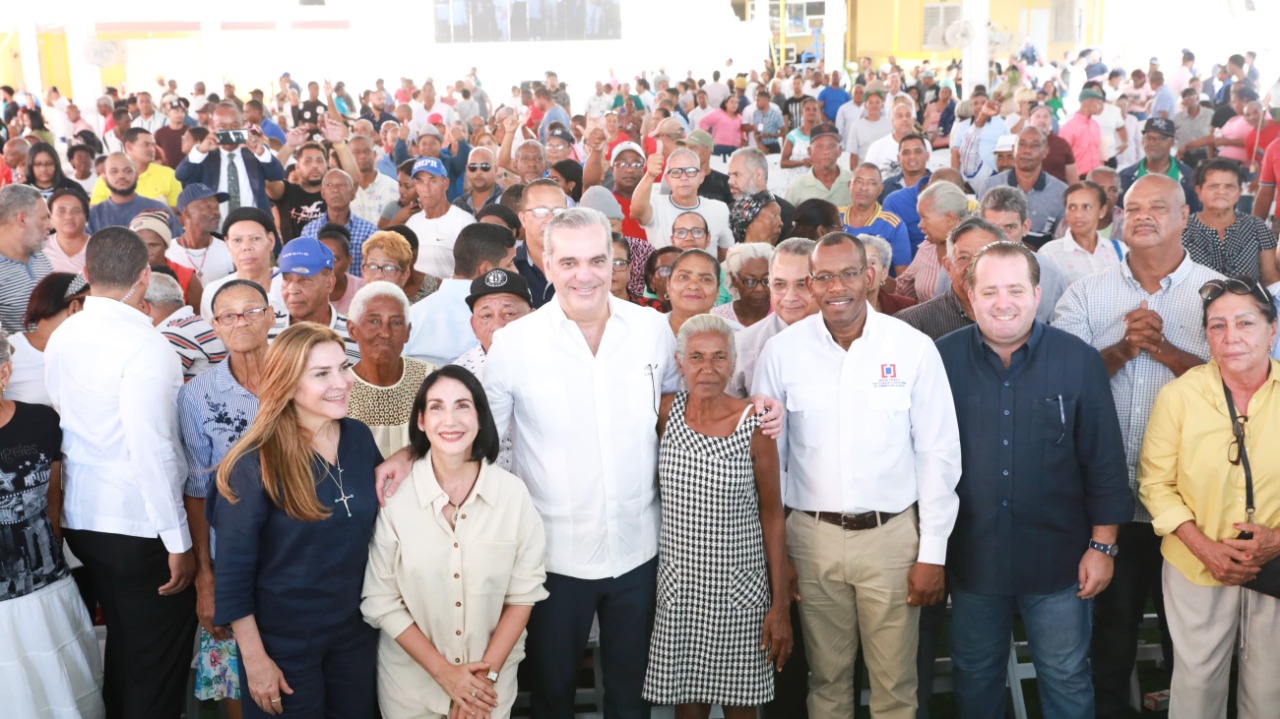 Gobierno lanza proyecto de titulación en el norte del Distrito Nacional, para beneficiar a más de 30,000 personas