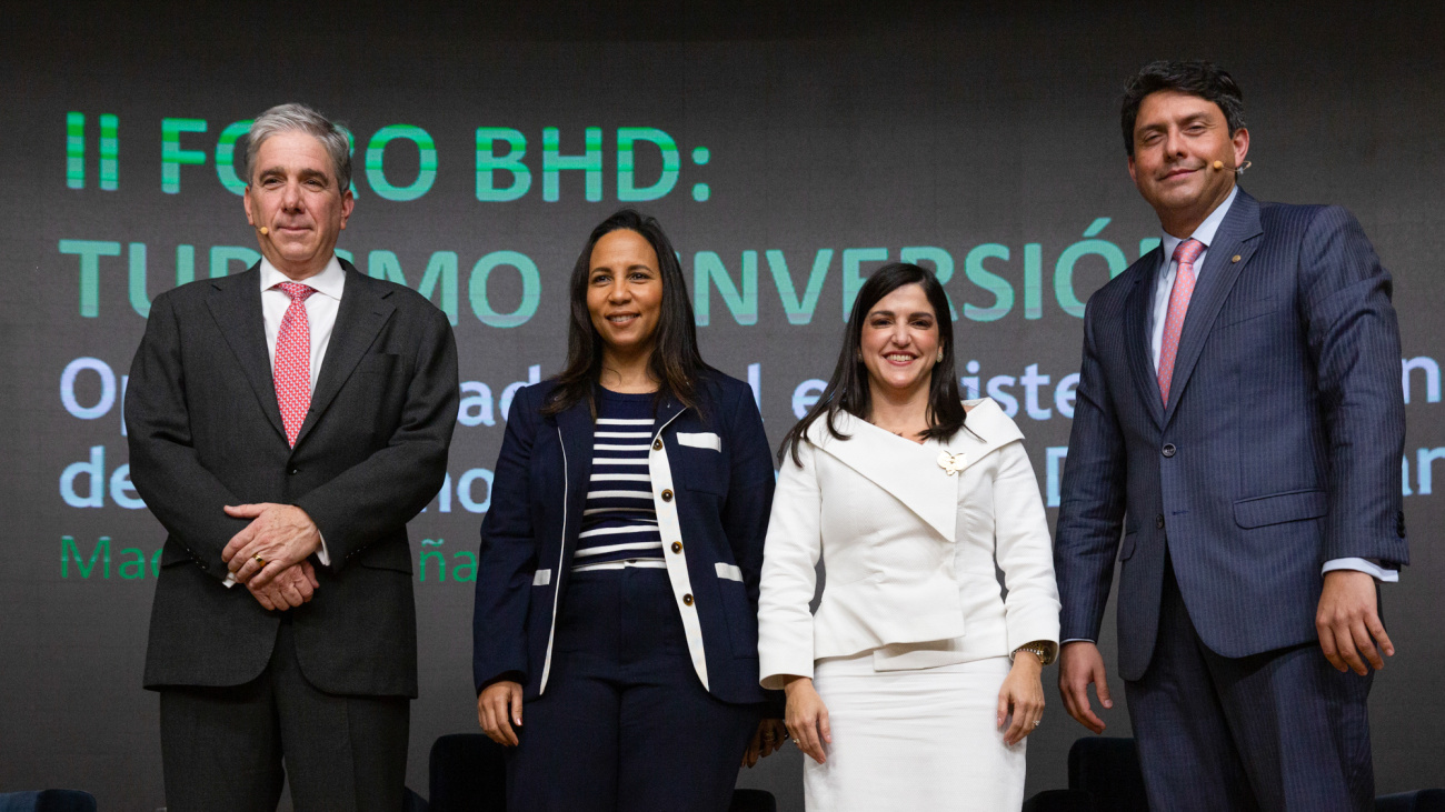 Directora de ProDominicana impulsa la inversión y el turismo sostenible en Fitur 2025