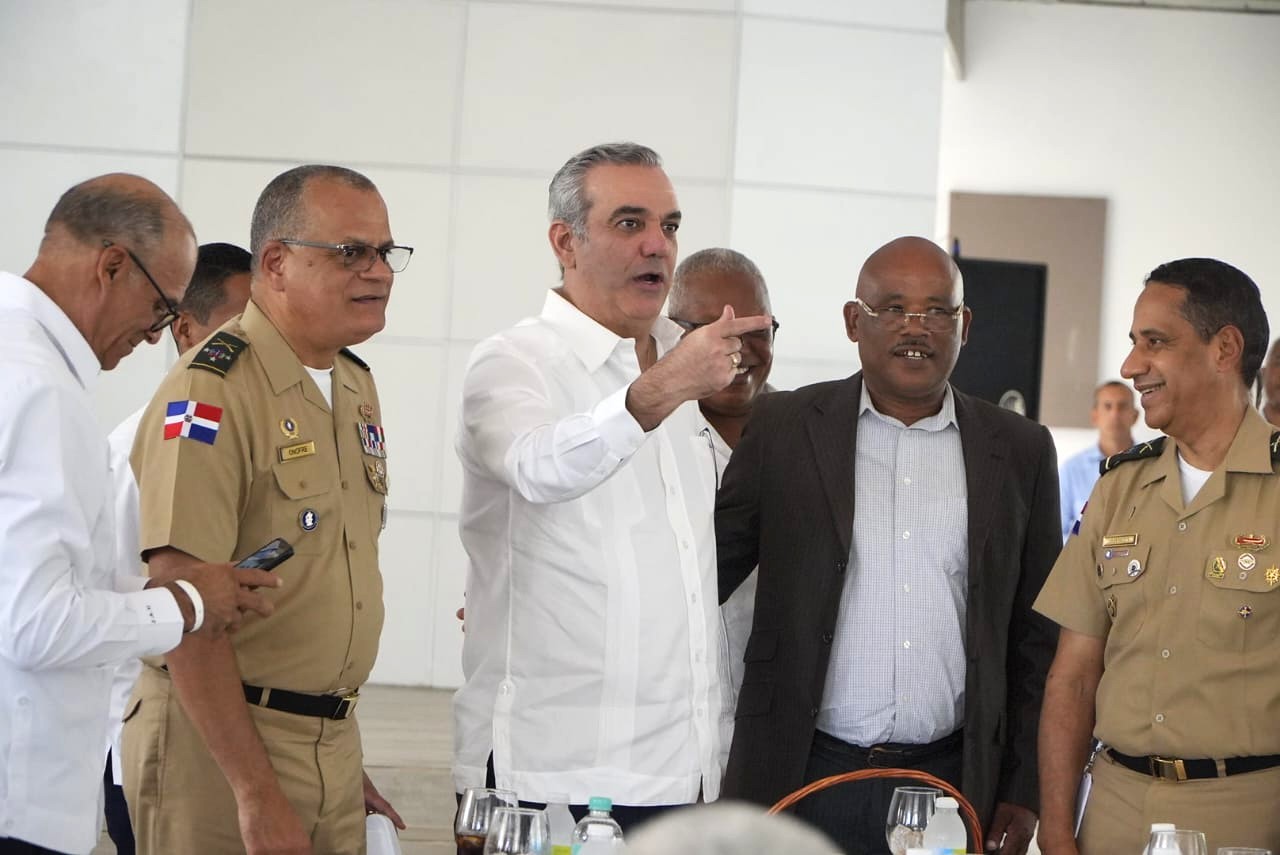 Entra en vigencia el Plan Máximo de SeNaSa para miembros retirados de las Fuerzas Armadas