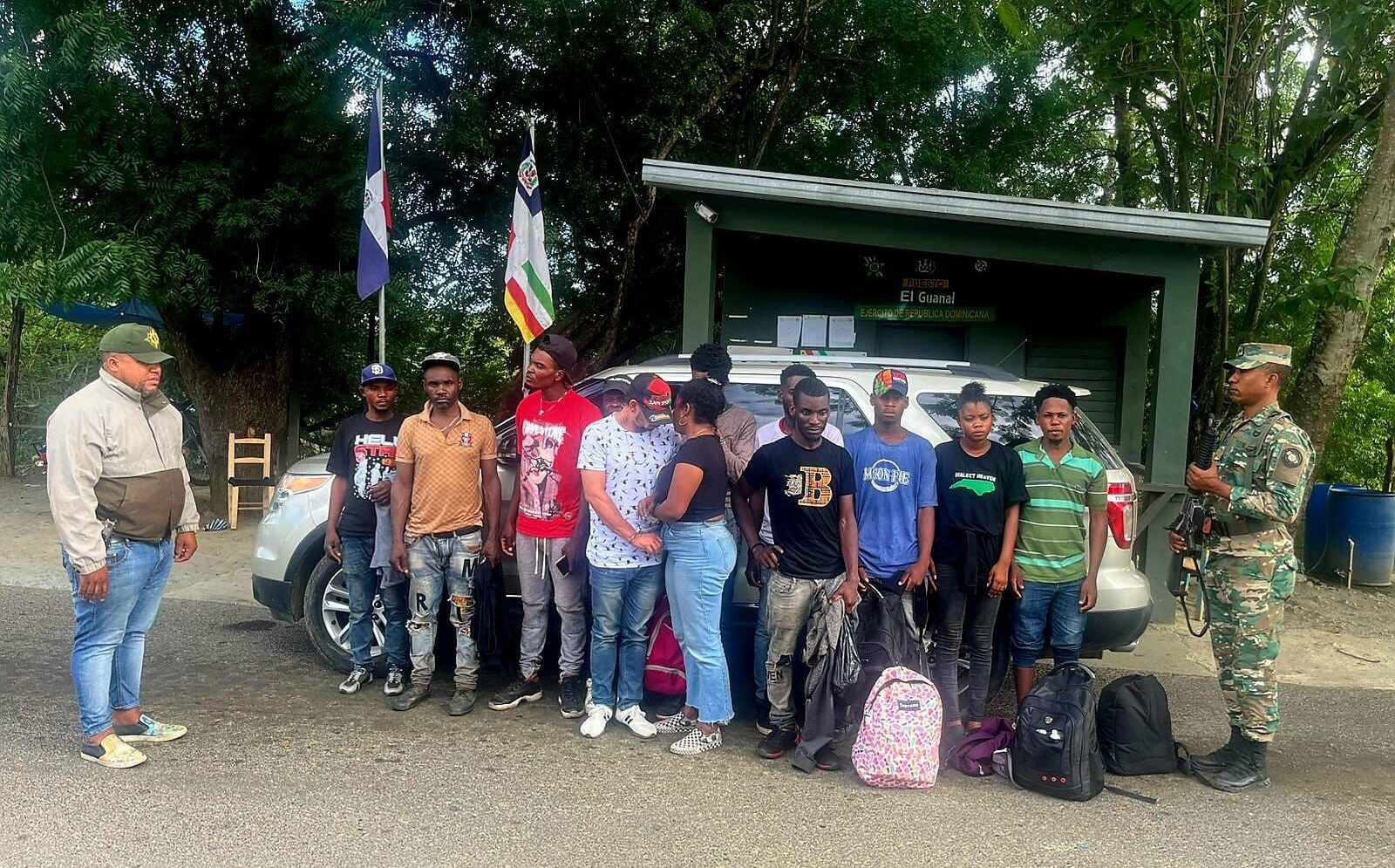 Ejército detiene a una pareja de dominicanos por tráfico de inmigrantes haitianos en Santiago Rodríguez