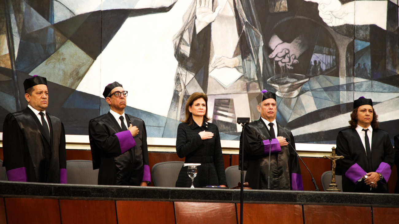Vicepresidenta Raquel Peña participa en rendición de cuentas del Poder Judicial, por la celebración de su día nacional
