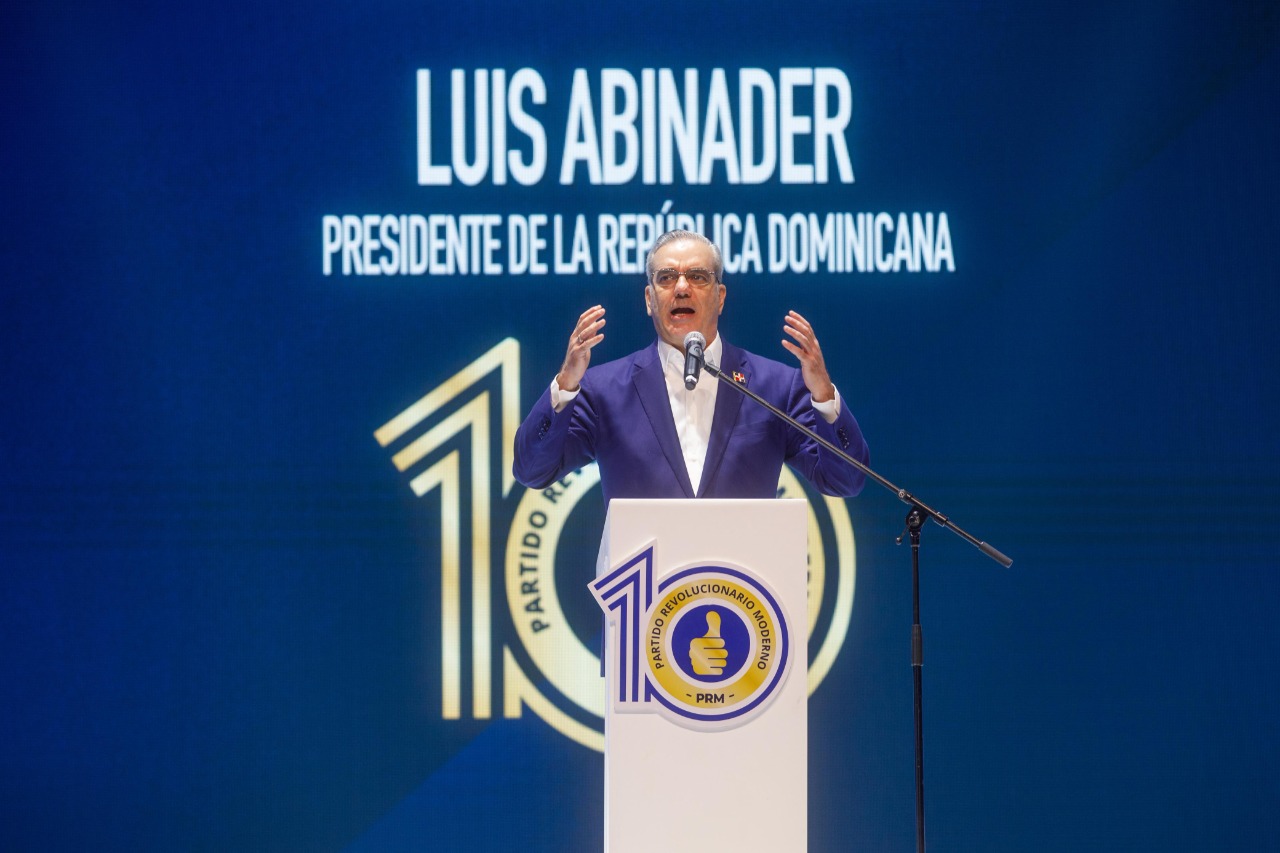 Luis Abinader asegura PRM nació con misión clara de renovar la política, devolverle la dignidad al pueblo y garantizar que el Estado esté al servicio de la gente