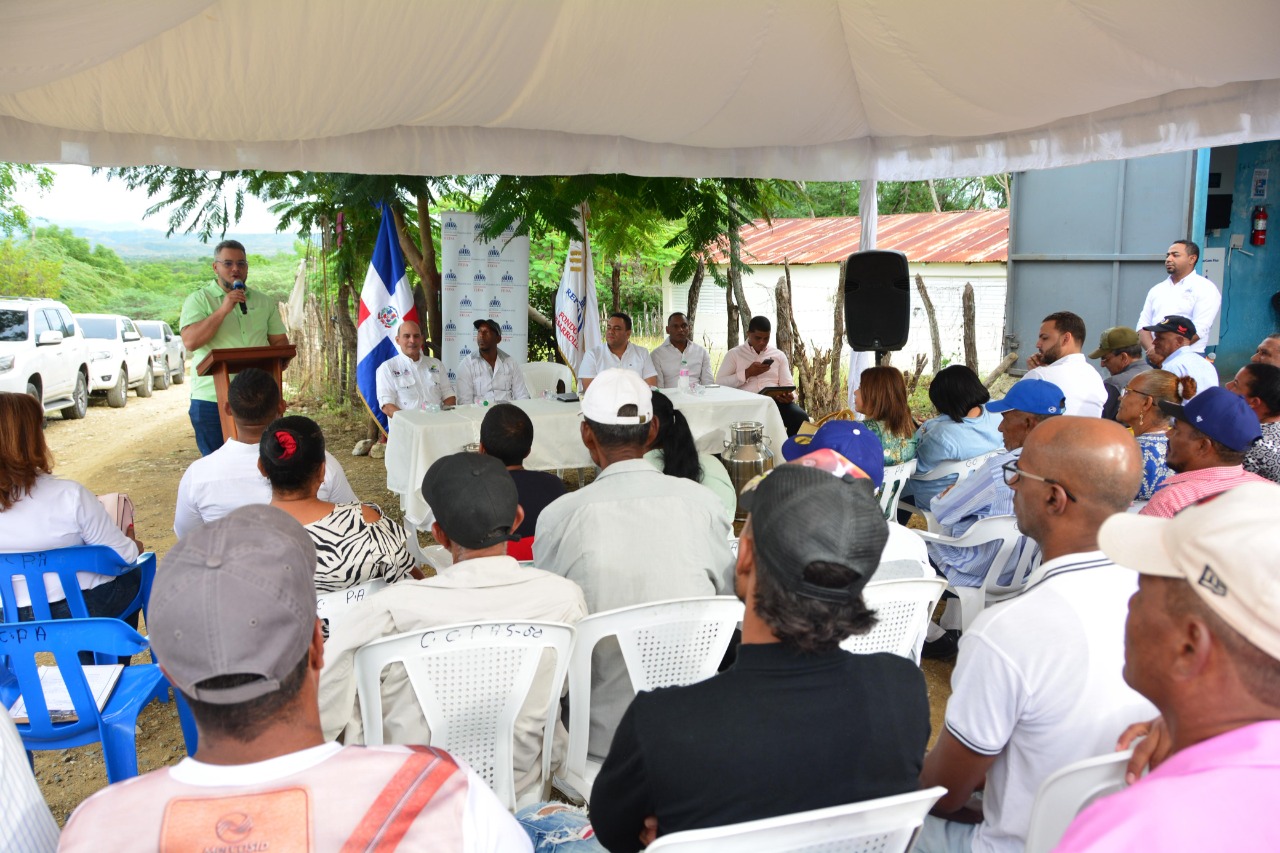 Adiós a los costos de la luz, energía solar impulsará la producción lechera de Los Copeyes en Las Matas de Farfán