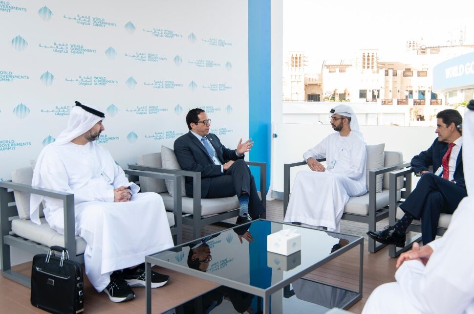 Ministro Freund destaca en Dubai avances del país en programa de Gobierno Digital y Burocracia Cero
