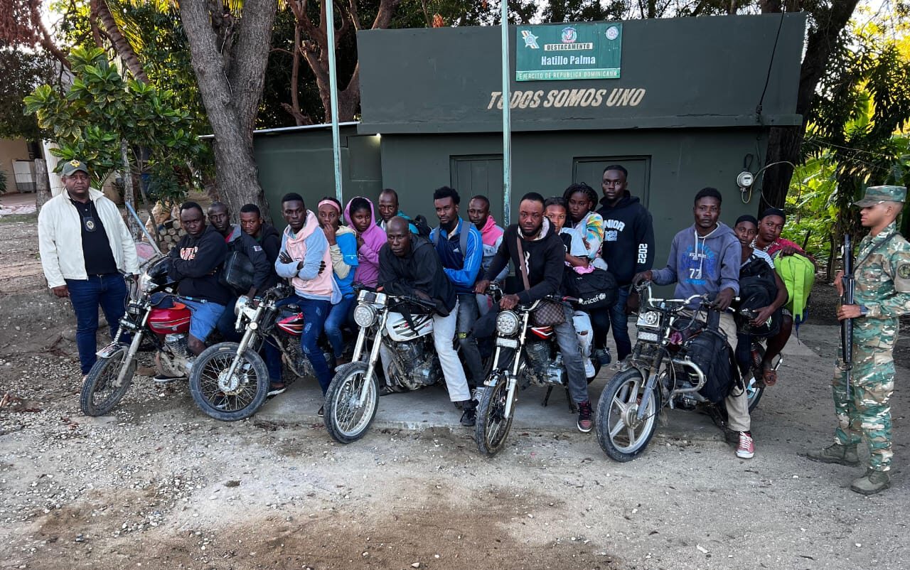 Apresan nacionales haitianos en condición migratoria irregular en Montecristi y San Juan de la Maguana
