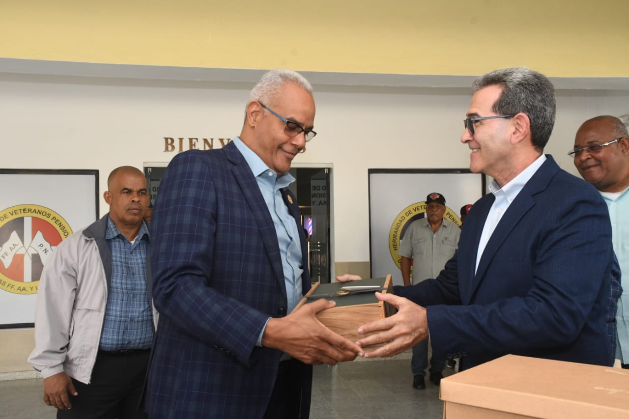 Con afiliación del Tte. Gral (R) Díaz Morfa, ERD Hermandad inicia Censo Nacional de Veteranos