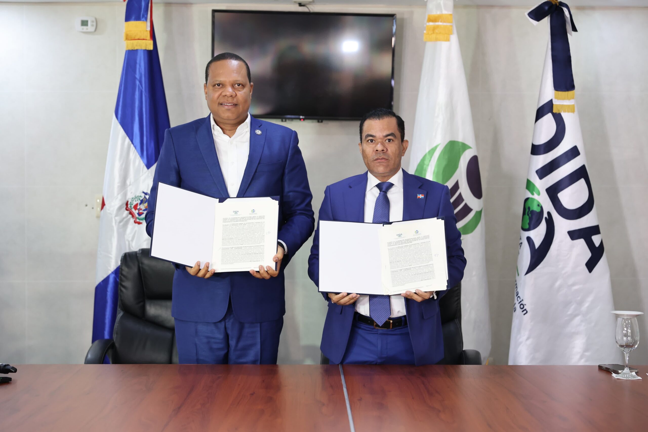 Dida y Proconsumidor firman acuerdo en beneficio de afiliados