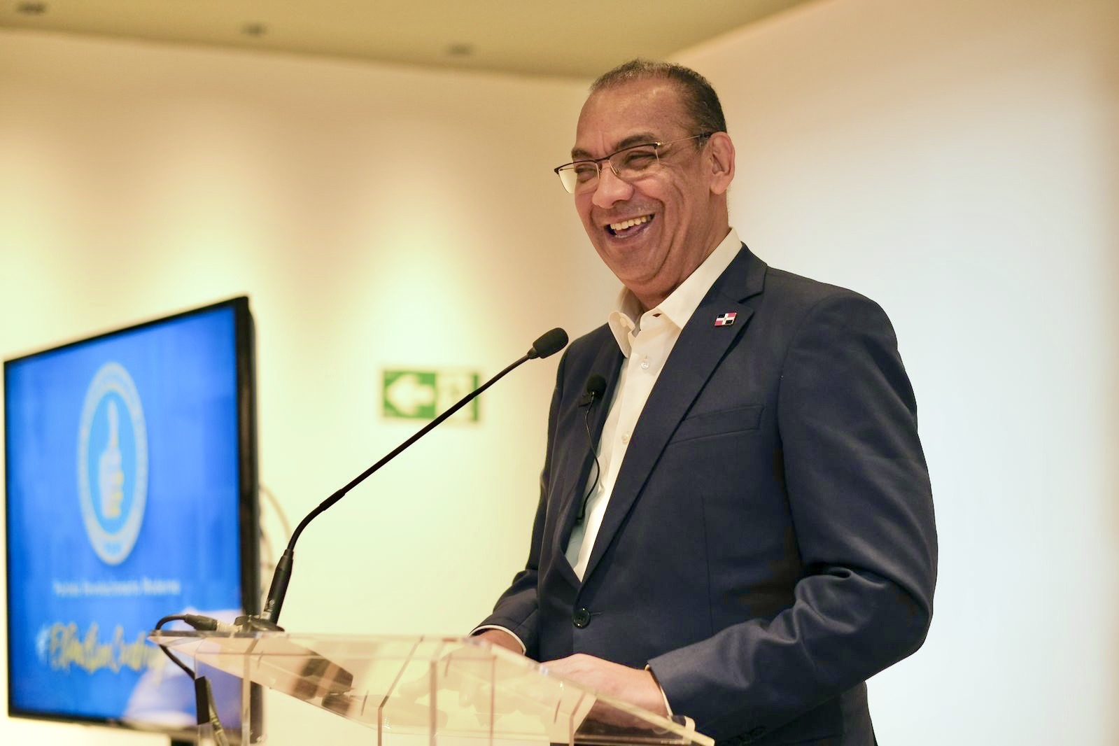 Deligne exhorta en España a fortalecer identidad y principios del PRM