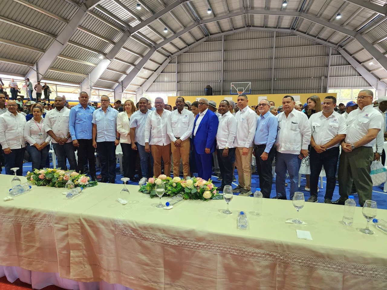IAD y UTECT lanzan plan para entregar 2,000 títulos definitivos a familias de Pedro Brand