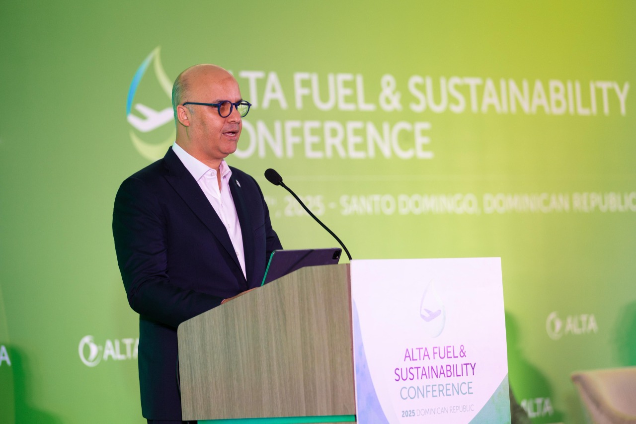 RD e IDAC reciben representantes internacionales en conferencia “Combustible y sostenibilidad”