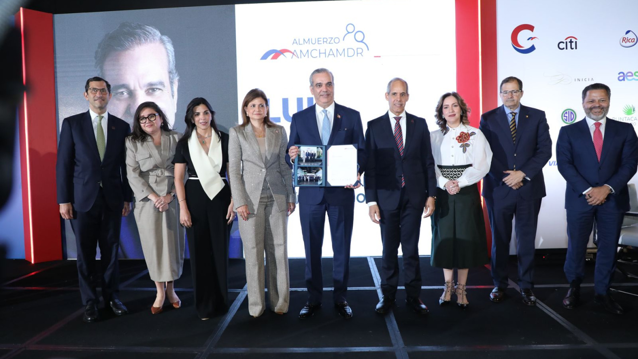 Presidente Abinader afirma que la República Dominicana de hoy está más fuerte, más próspera y más preparada para el futuro que nunca antes