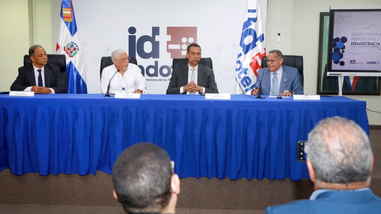 Indotel ofrece detalles de foro “Redes Sociales, Periodismo y Democracia”