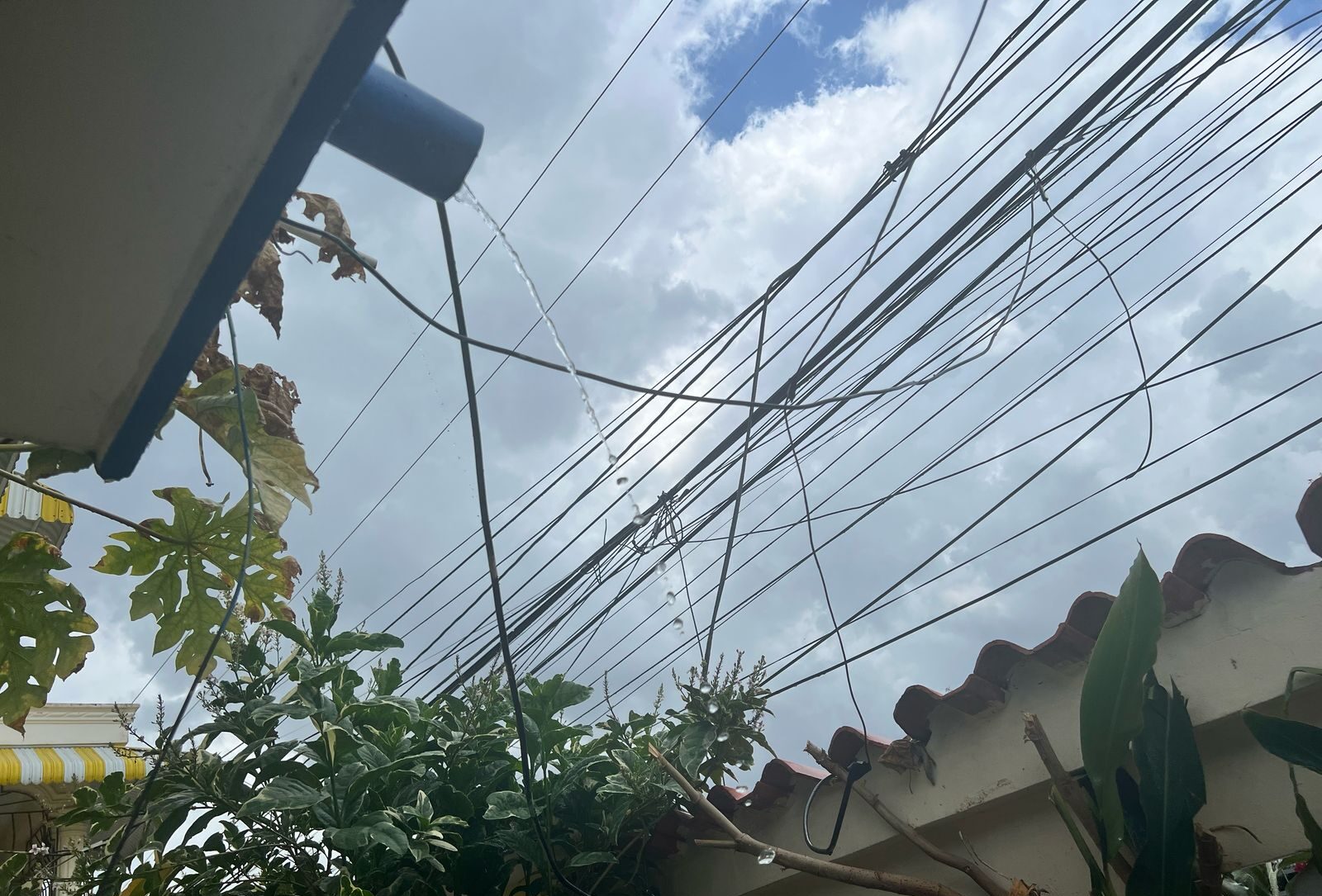 Lluvias pasajeras de intensidad débil a moderada en varias localidades del país