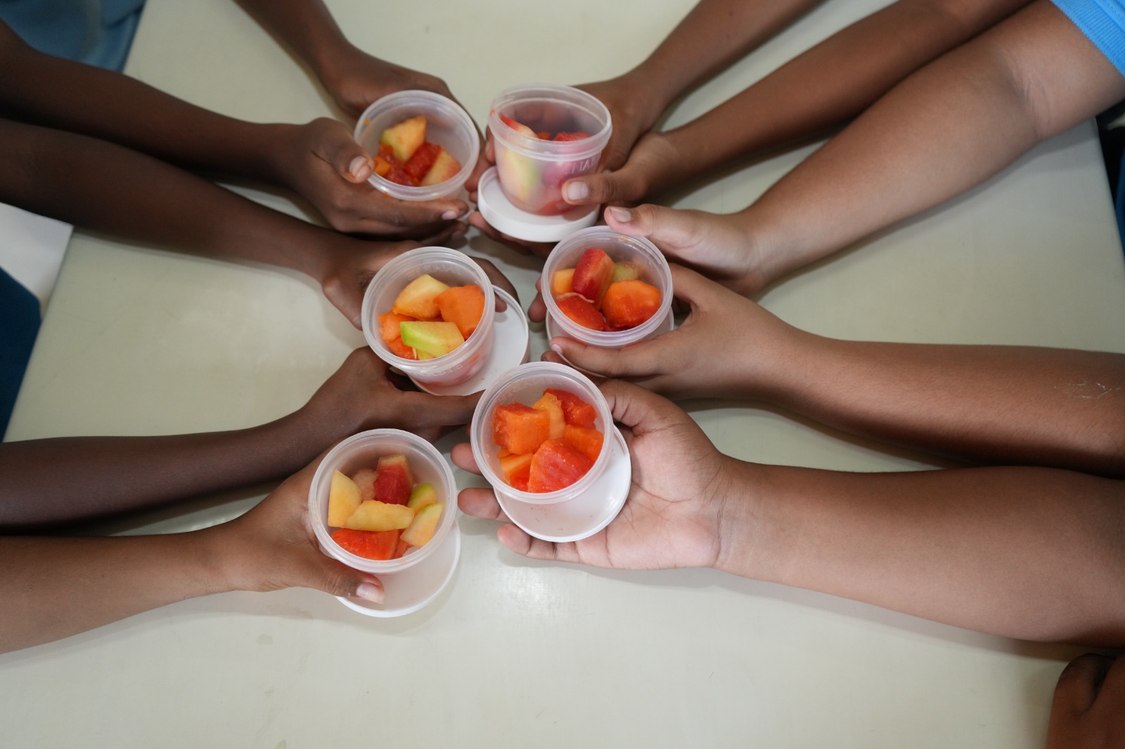 INABIE advierte suplidores que no cumplan con menú de frutas podrían ser deshabilitados para la próxima licitación
