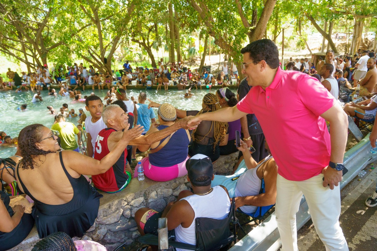 RD recibe 201,889 turistas por vía área en Semana Santa
