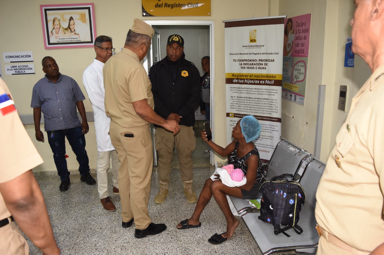 DGM detiene 1,122 y deporta otros 1,041 inmigrantes haitianos con estatus irregular