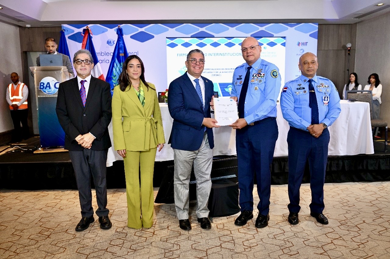 CESAC y BASC firman acuerdo interinstitucional para fortalecer la seguridad logística aérea en la República Dominicana