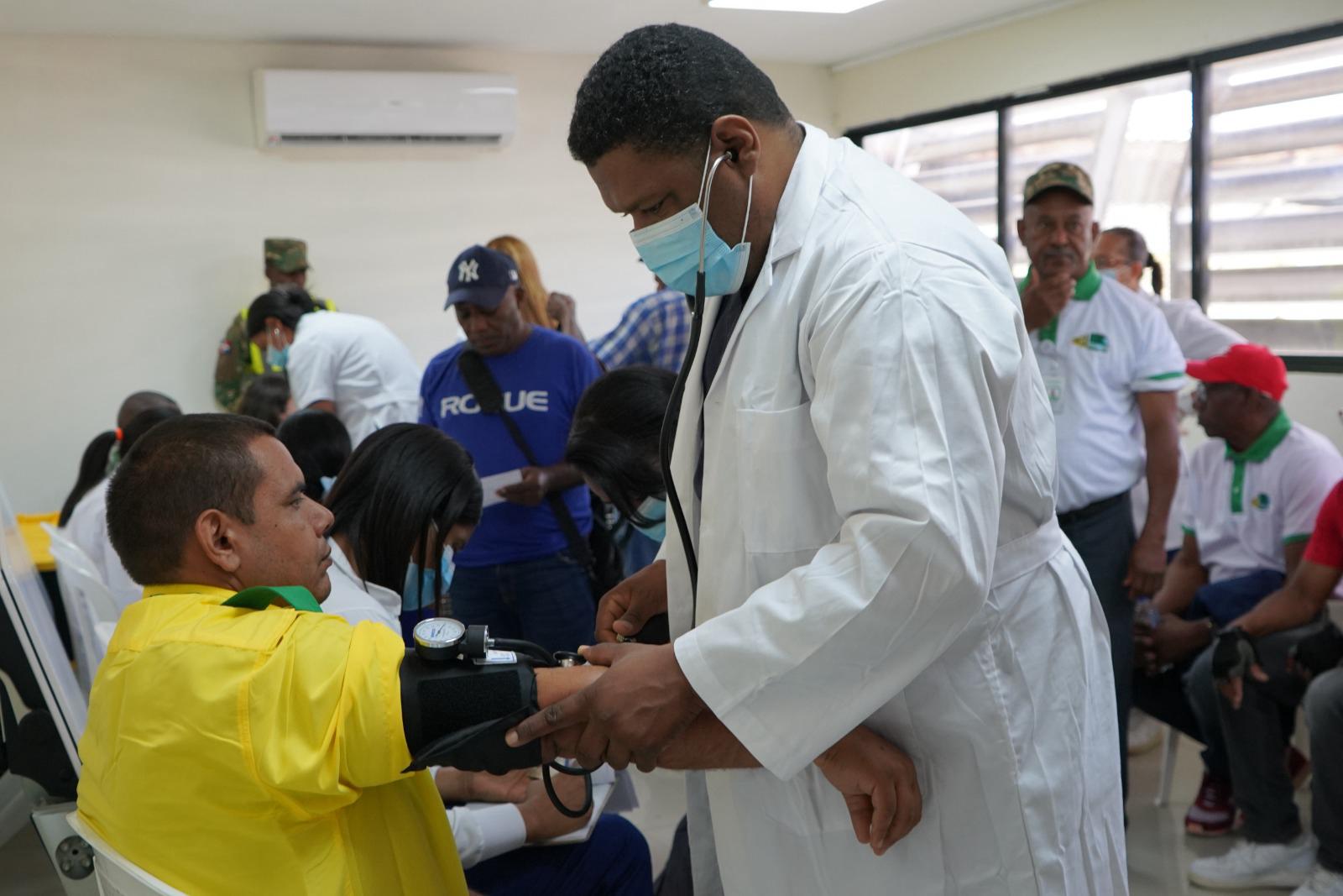 INTRANT realiza pruebas de dopaje a conductores de OMSA