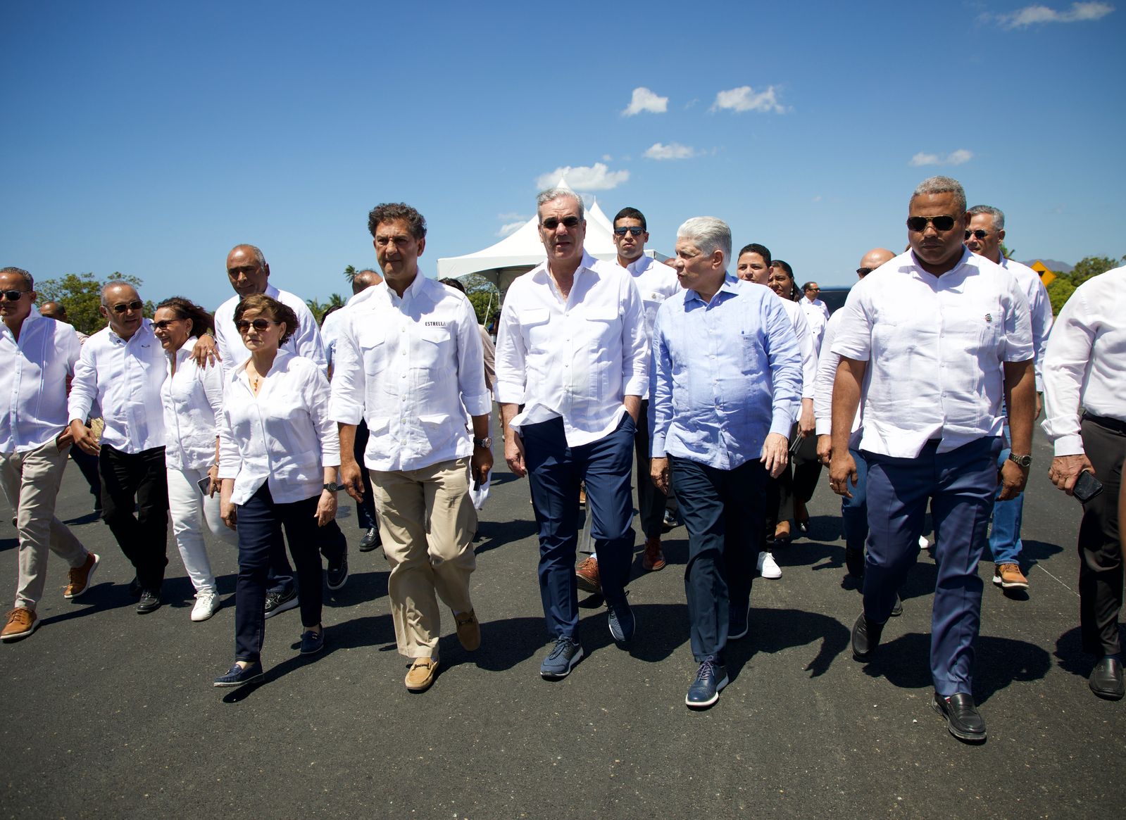 Presidente Abinader supervisa avances en la construcción de circunvalación en Bani