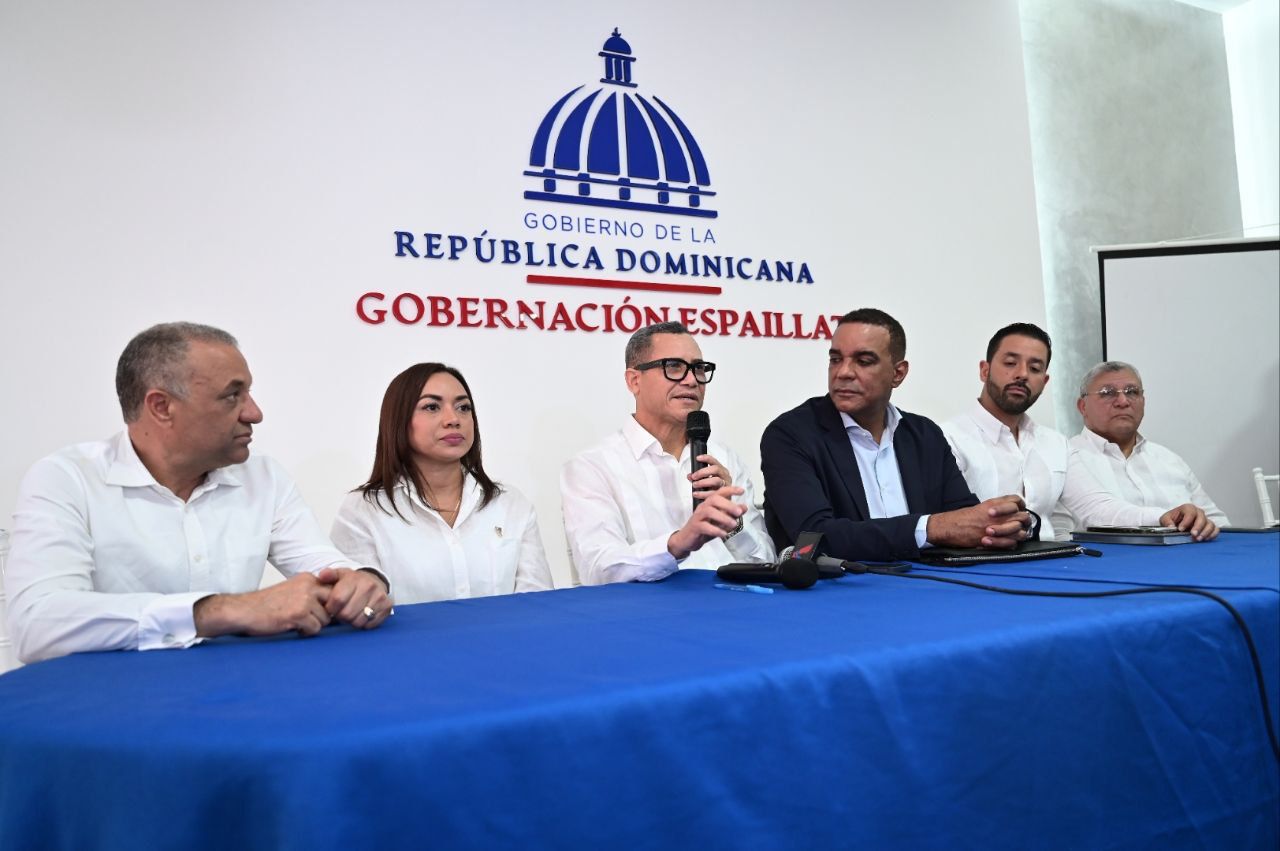 Eddy Olivares, ministro de Trabajo lidera mesa de trabajo Gobierno en las Provincias, en Espaillat