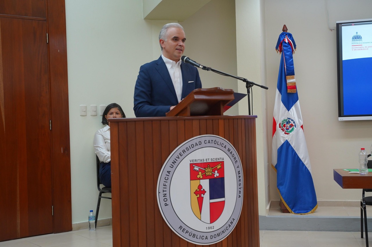 Ministro de Educación propone relanzamiento del Pacto Educativo como reto colectivo nacional