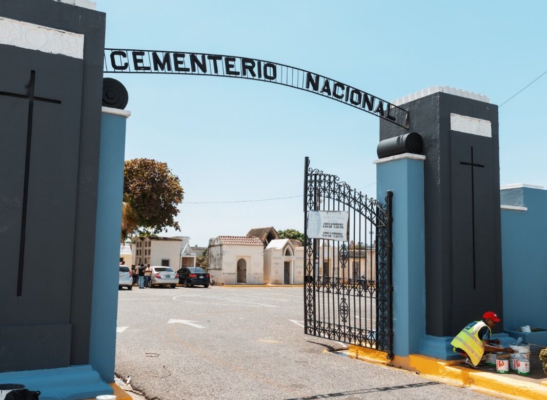 Alcaldía del DN reacondiciona principales cementerios capitaleños previo al Día de las Madres