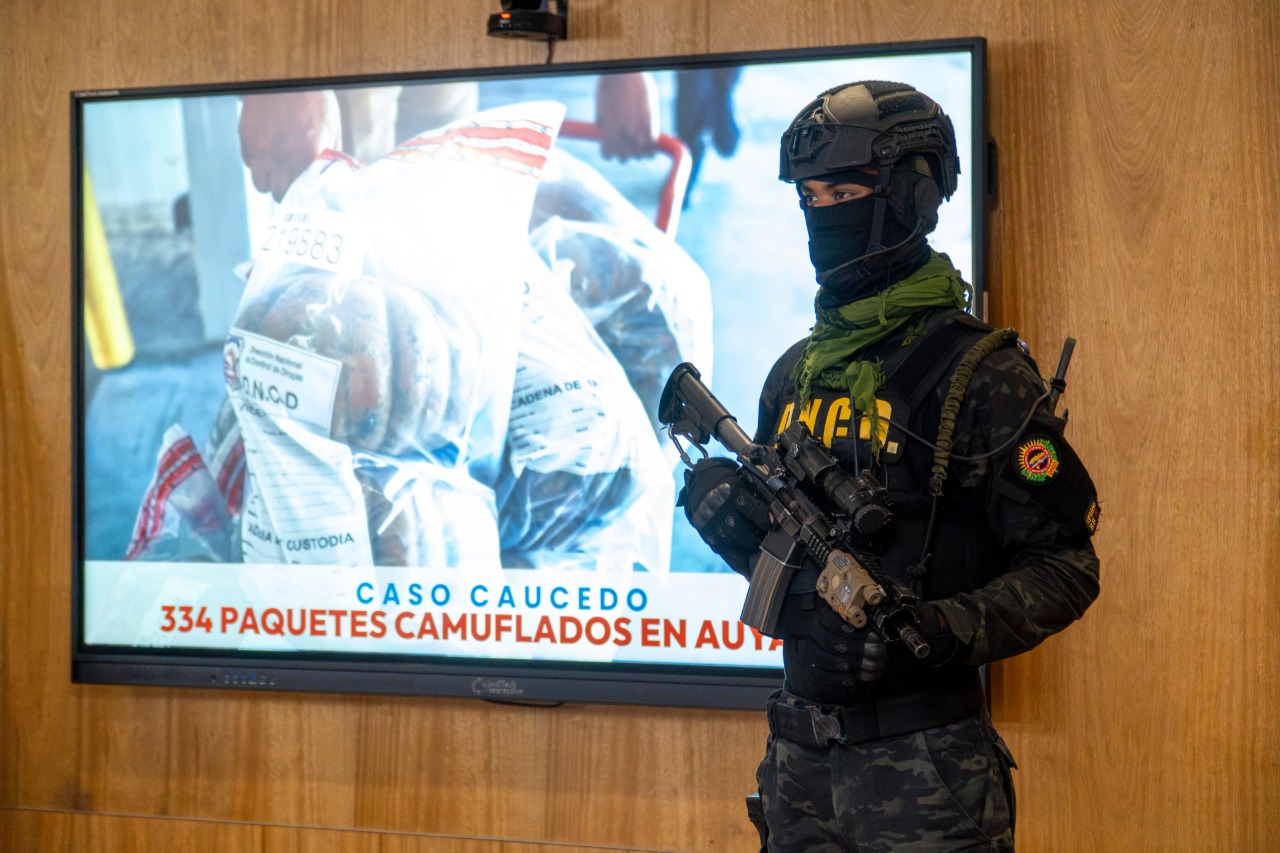Arrestan a otro hombre vinculado a 334 paquetes de cocaína ocupados en el Puerto Multimodal Caucedo