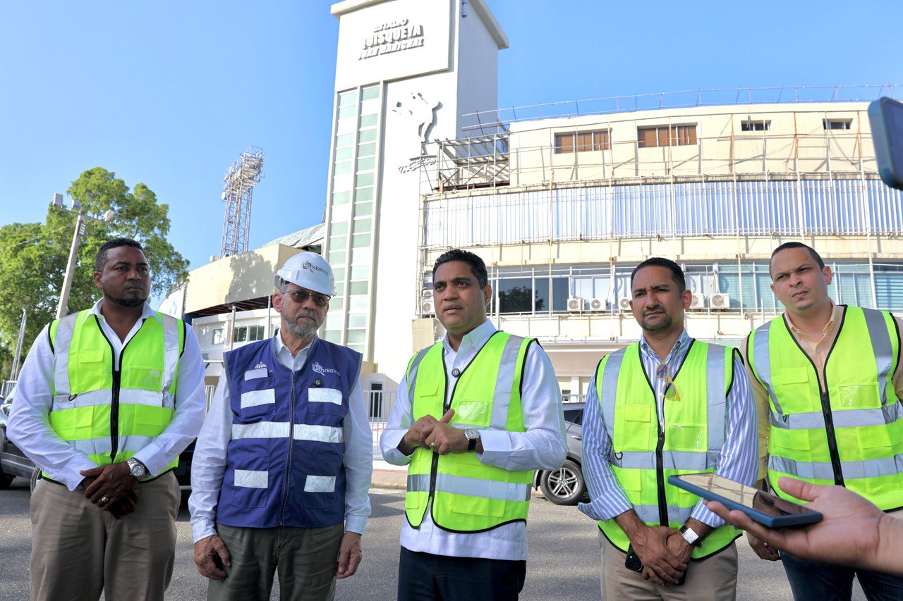 Ministro Kelvin Cruz y director de Onesvie evaluarán todas las instalaciones deportivas del país