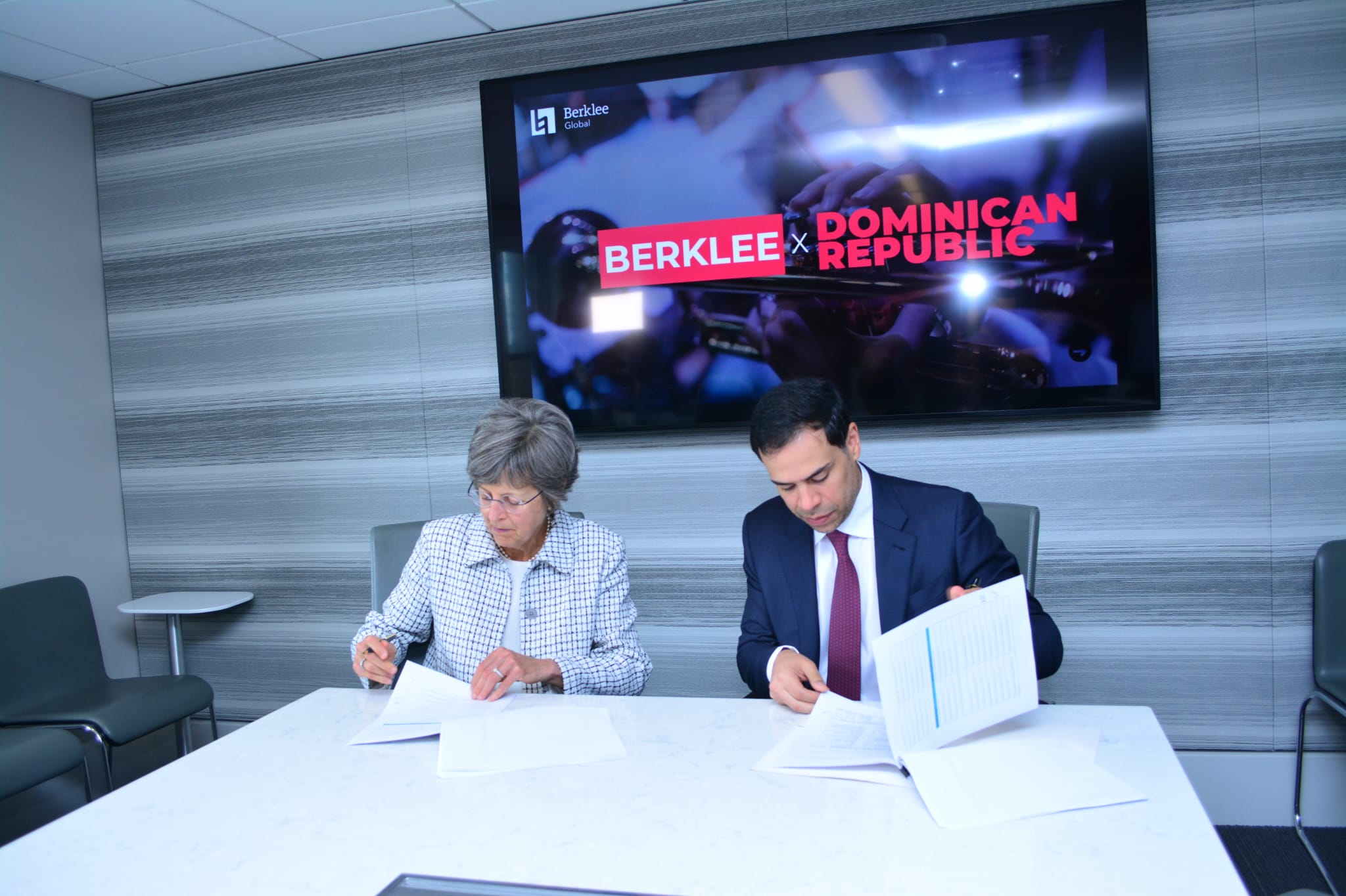 Roberto Angel en Boston: “Acuerdos de colaboración con Berklee College of Music fortalecen la formación musical en RD