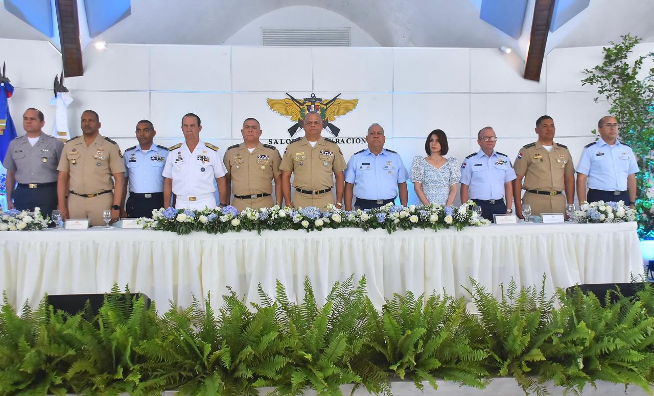 Escuelas Vocacionales del Ministerio de Defensa celebran 59 aniversario de fundación