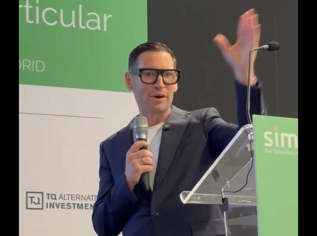 Edward De Valle II destaca en España el potencial de RD para la inversión inmobiliaria y el turismo