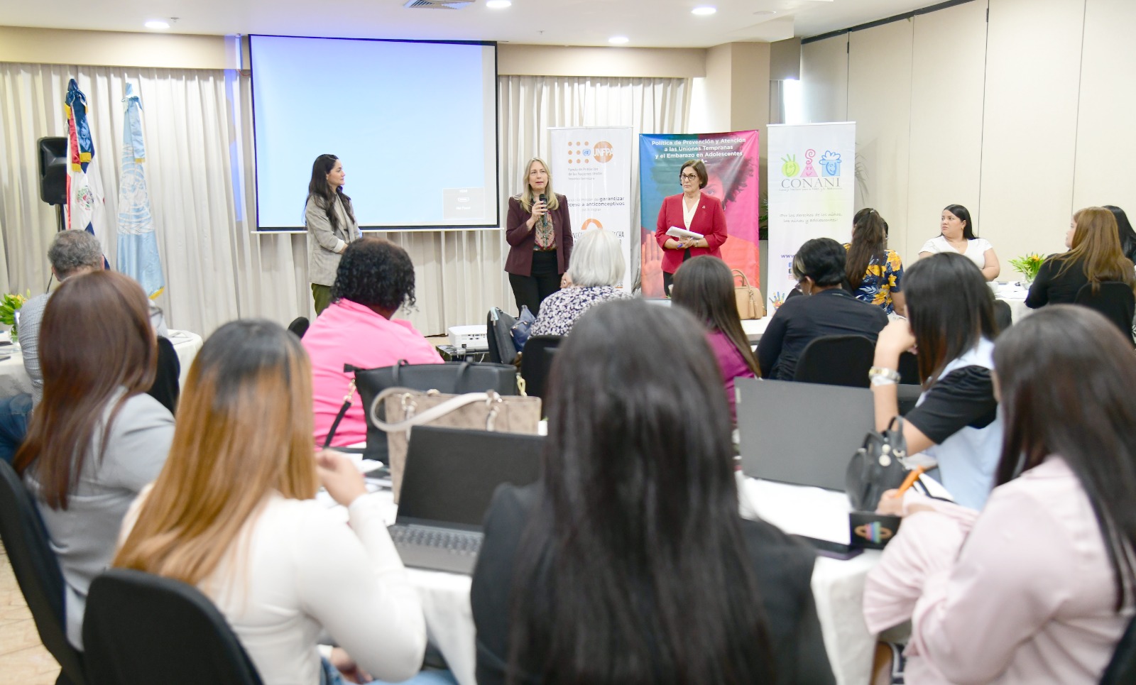 Salud Pública, SNS, Conani y UNFPA refuerzan acciones para reducir embarazos en adolescentes