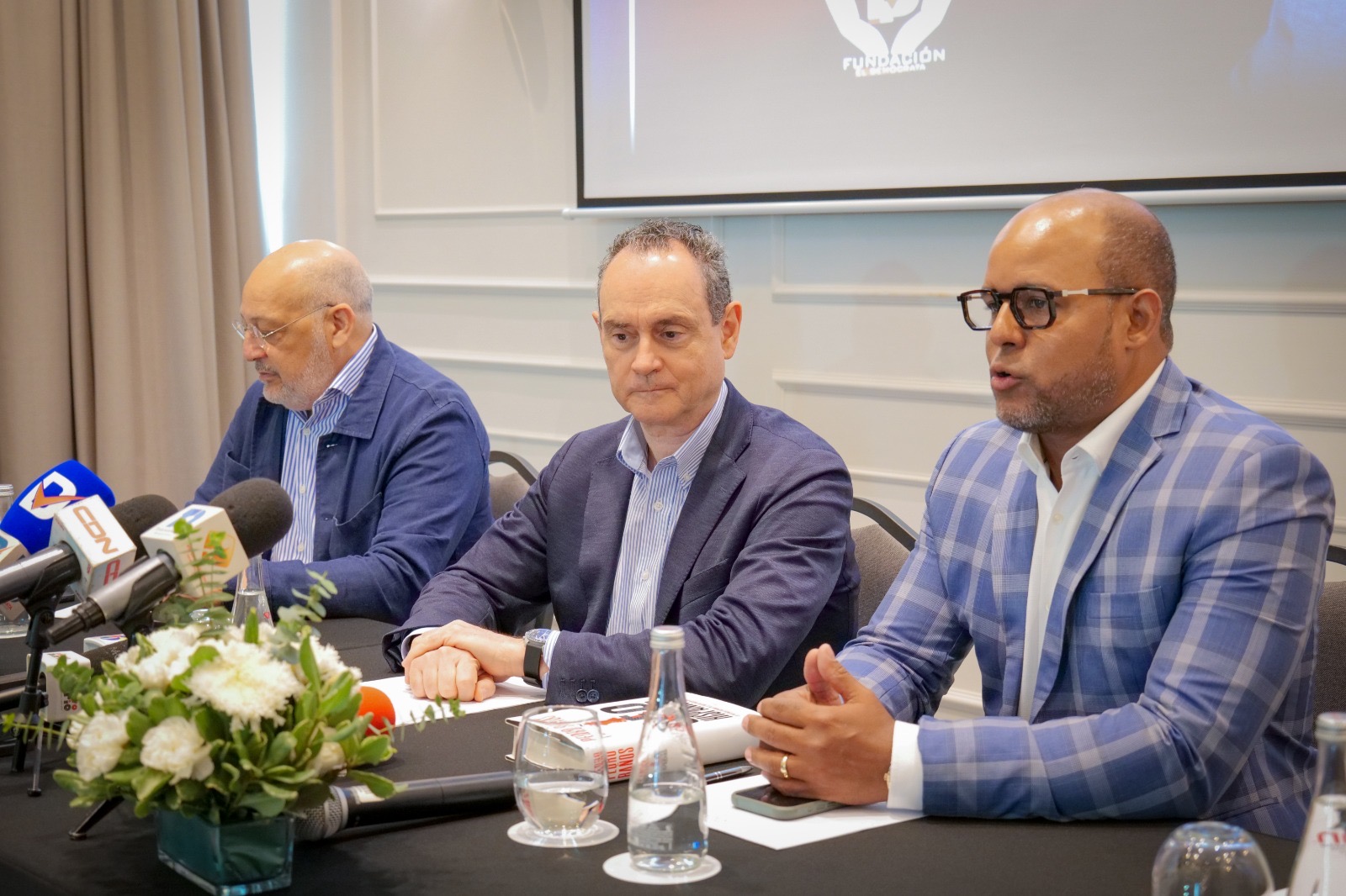 Fundación El Demócrata presenta a escritor y geopolítico Pedro Baños Bajo