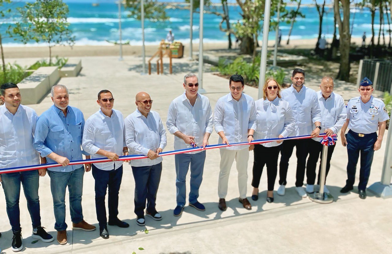 (Video) Rafael Salazar resalta transformación del Malecón de Haina