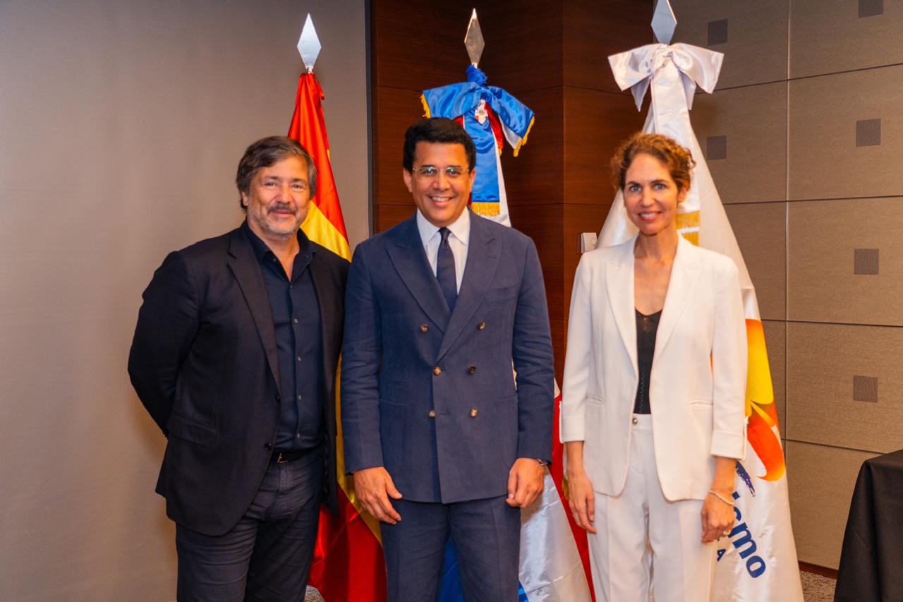 W2fly suma 18 vuelos desde Madrid y Portugal en su programación