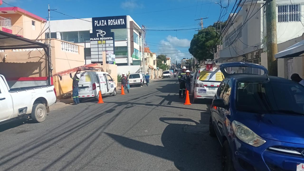 Edeeste desmantela conexiones ilegales en Higüey, El Seibo y San Pedro de Macorís
