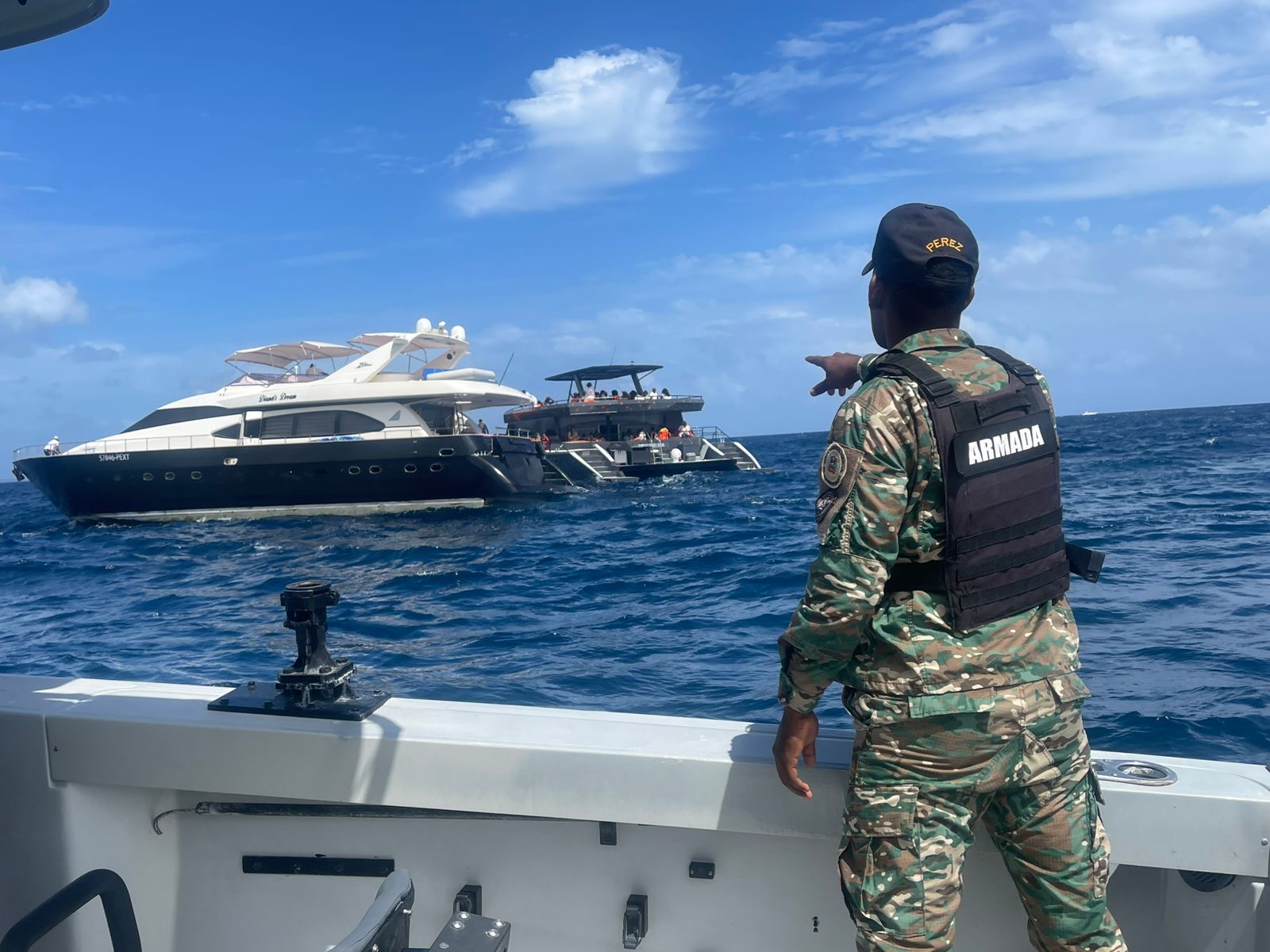Armada de República Dominicana auxilia embarcaciones de recreo en operaciones realizadas en La Romana y Samaná