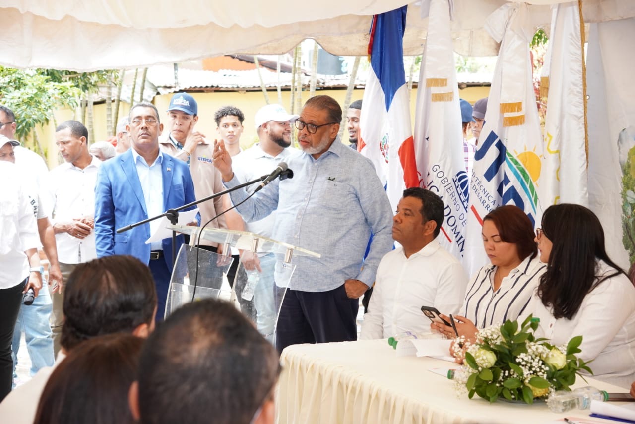 Desarrollo de la Comunidad lleva asistencia en programa El Gobierno en las Provincias
