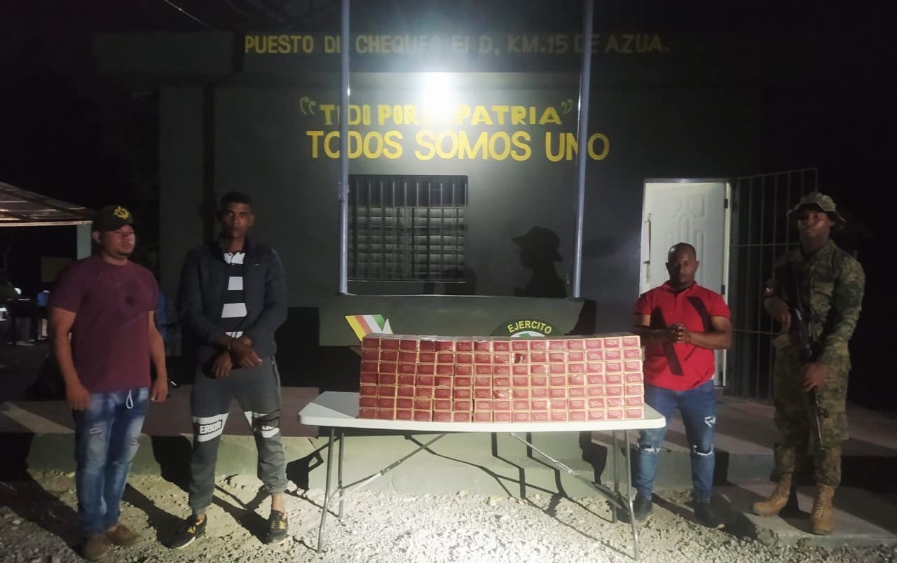 Ejército ocupa casi un millón y medio de cigarrillos ilícitos durante operativos para enfrentar el contrabando en el mes de junio