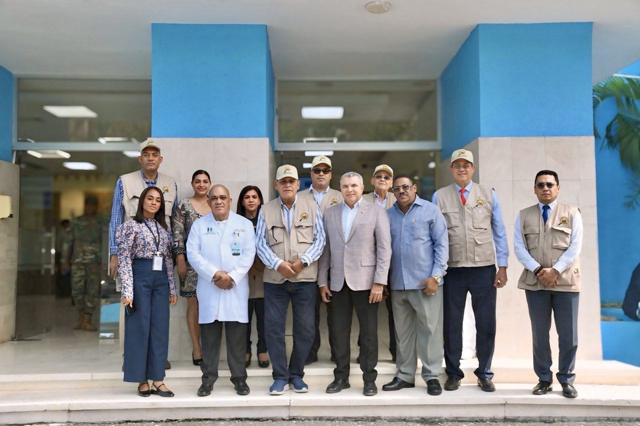 Observatorio de Políticas Migratorias visita hospitales de maternidad de Santo Domingo