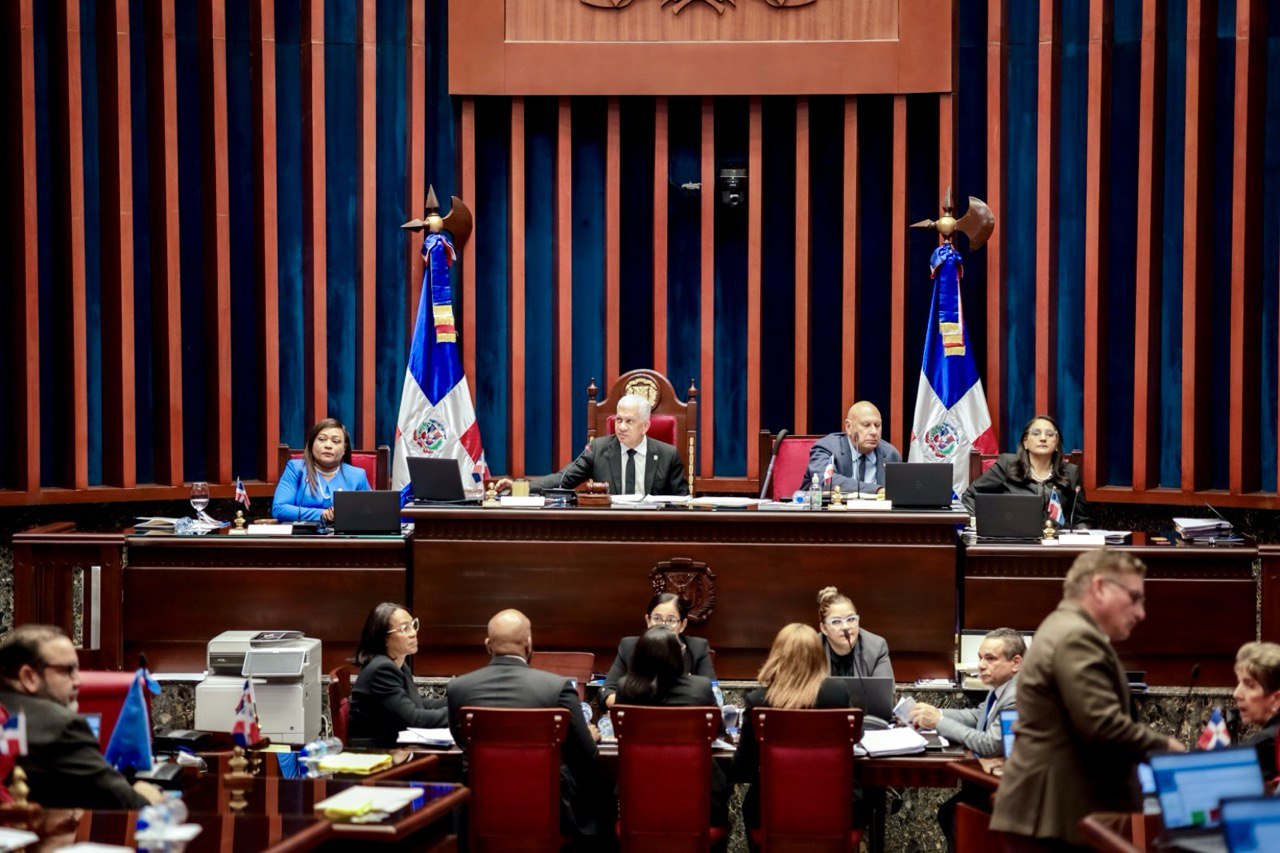 Senado aprueba en primera lectura con modificaciones, el Proyecto de Ley de Contrataciones Públicas