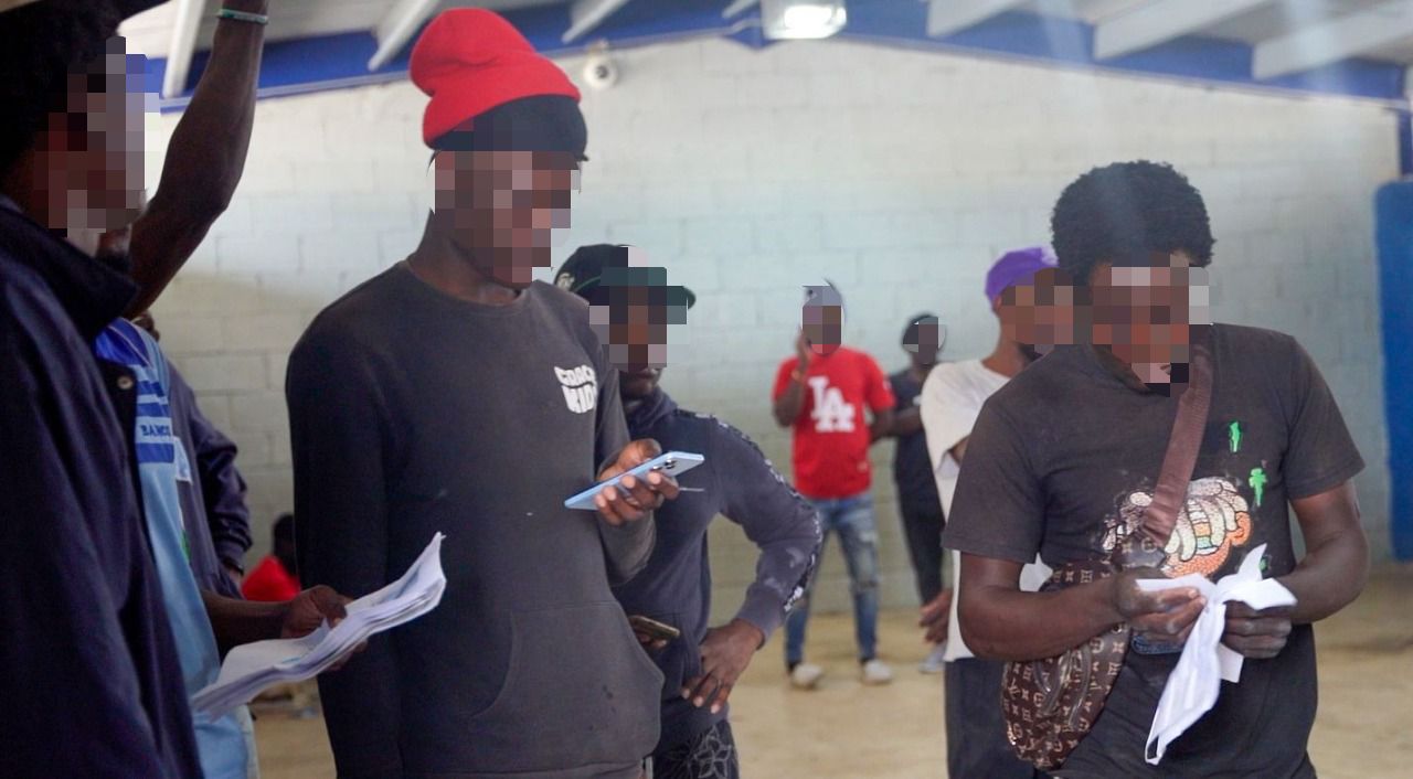 Autoridades migratorias detienen 1,808 ilegales y repatrían 1,326 a través de puertas fronterizas